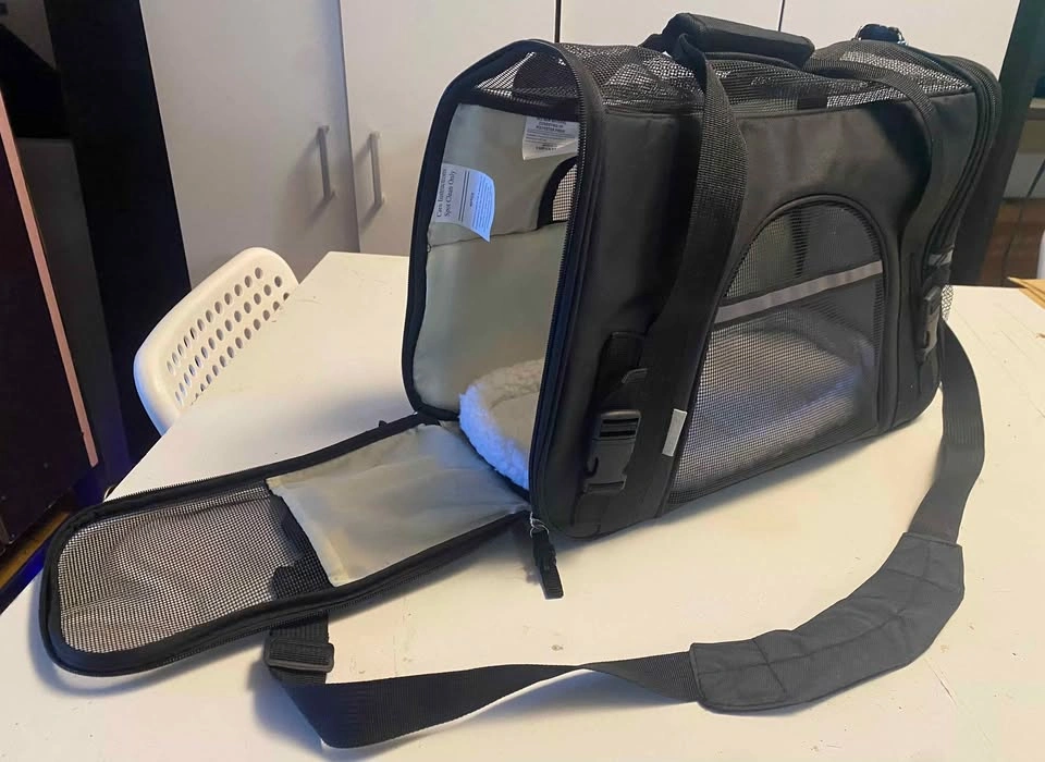 Paws & Pals Black Pet Carrier - photo 2