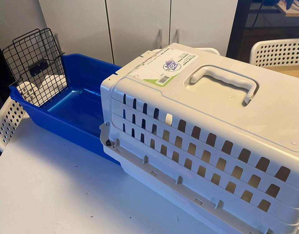 Pet Carrier E-Z Load Drawer 20 lbs - photo 2