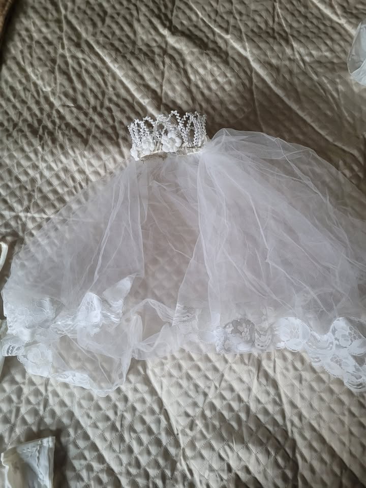 Custom white lace dress for little girl (7 yo) - photo 5