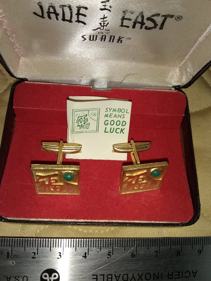 Gold plated cufflinks with jade and good luck symbol - photo 2