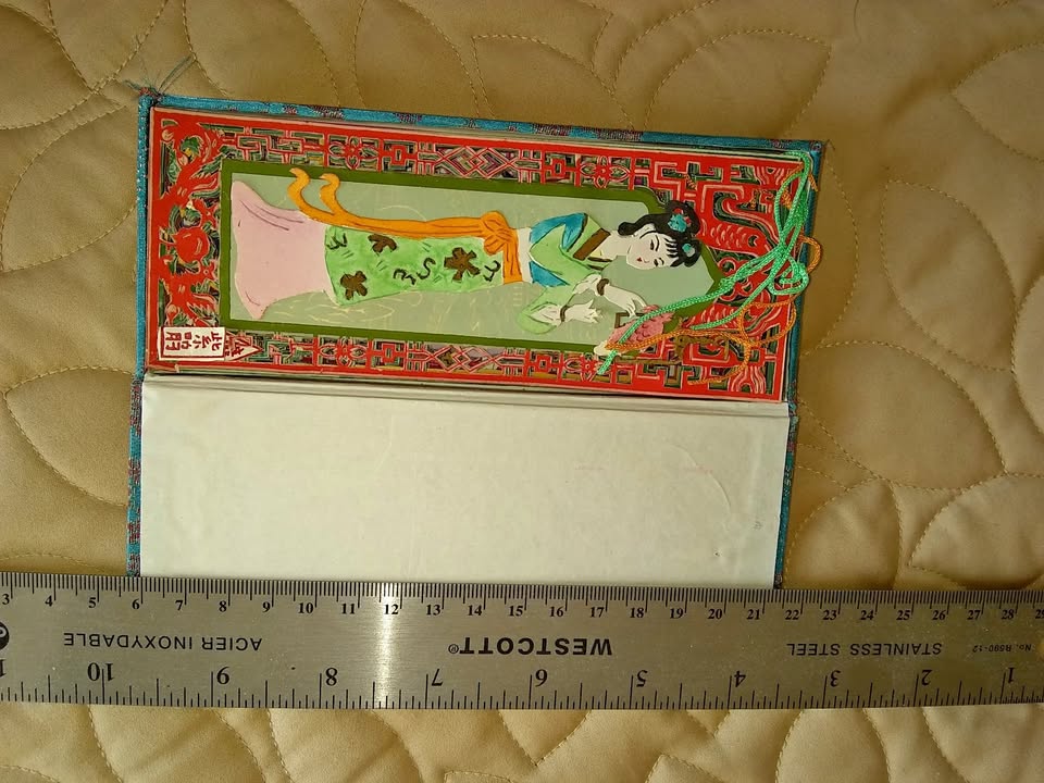 Box of beautiful Chinese paper bookmarks