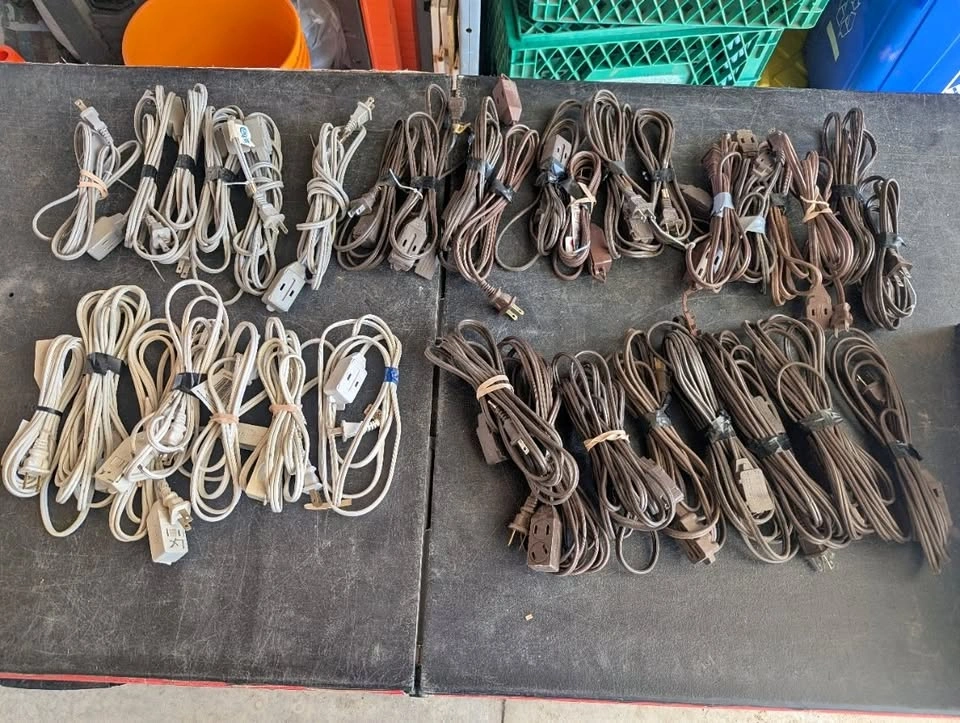 34 Zip Cords Various Sizes