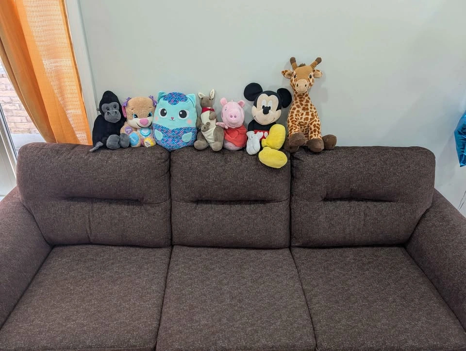 Brown 3-seater couch - photo 3