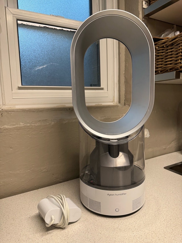 Dyson AM10 Humidifier - White