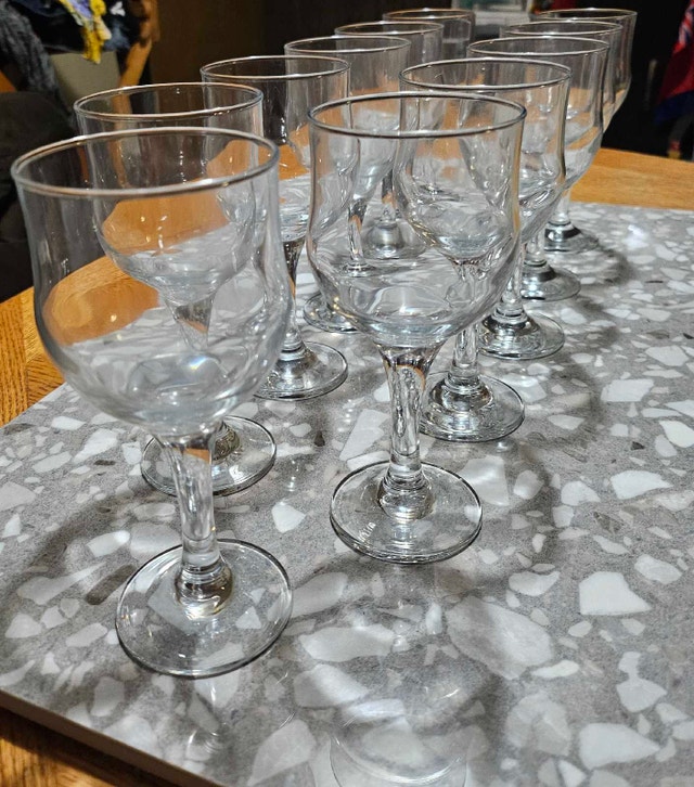 11 Long Stem Wine Glasses