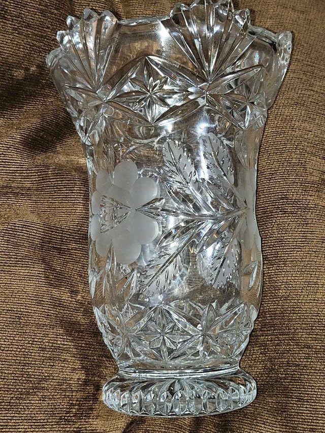 Vintage crystal vase - photo 2