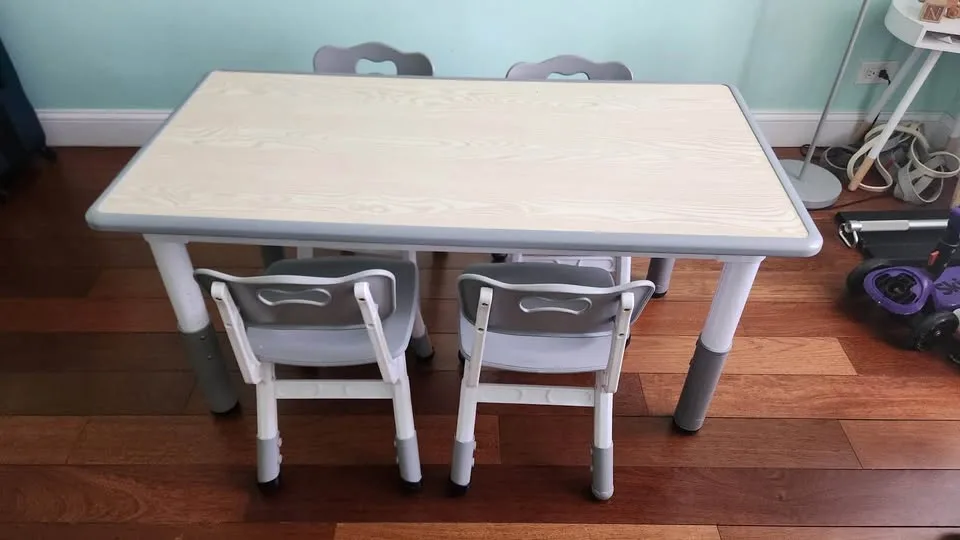 Kid Table and 6 Chairs Set - photo 2