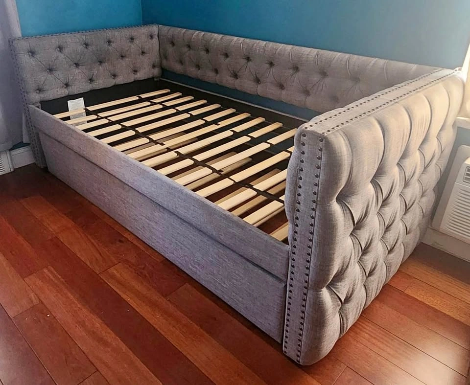Grey Upholstered Daybed w/ Trundle