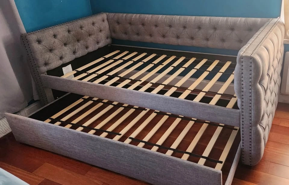 Grey Upholstered Daybed w/ Trundle - photo 2