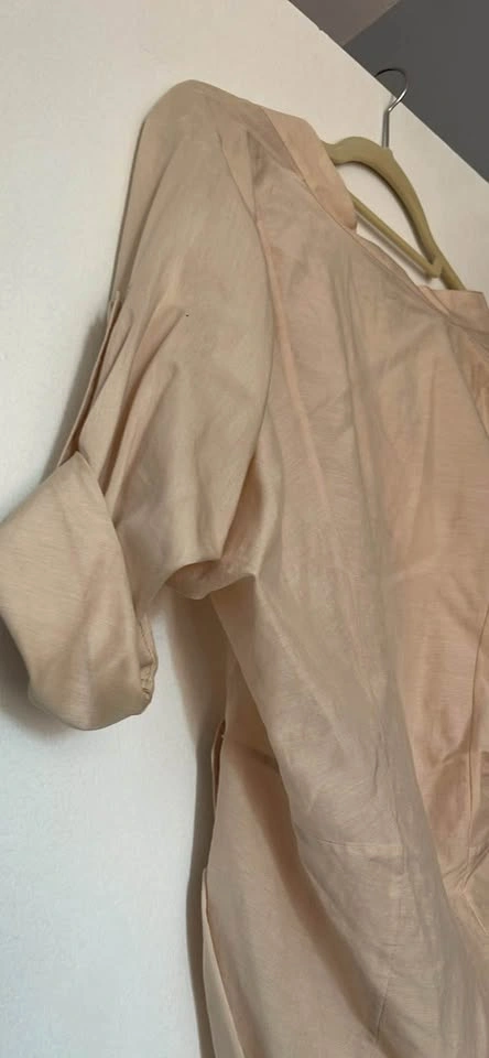 BCBG Beige Top - photo 5