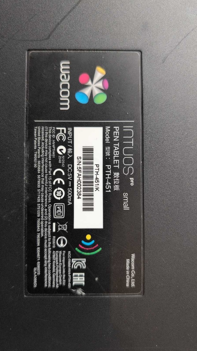 Wacom Intuos Pro Small PTH-461/K Drawing Tablet - photo 2