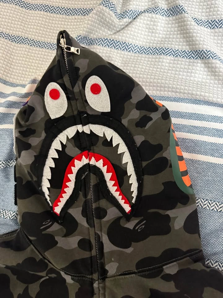 Bape Camo Black Hoodie - photo 3