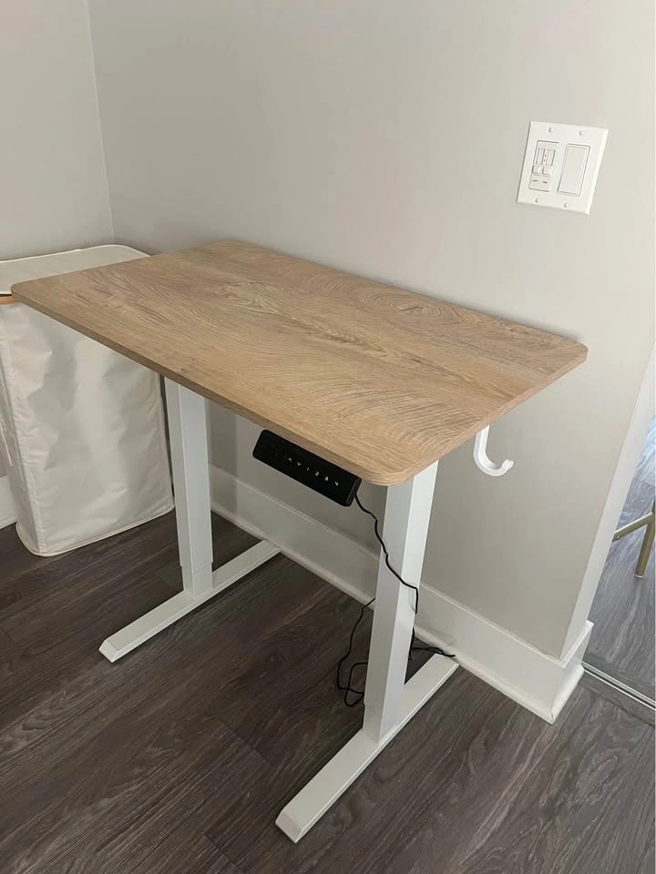 Maple Adjustable Desk - photo 2