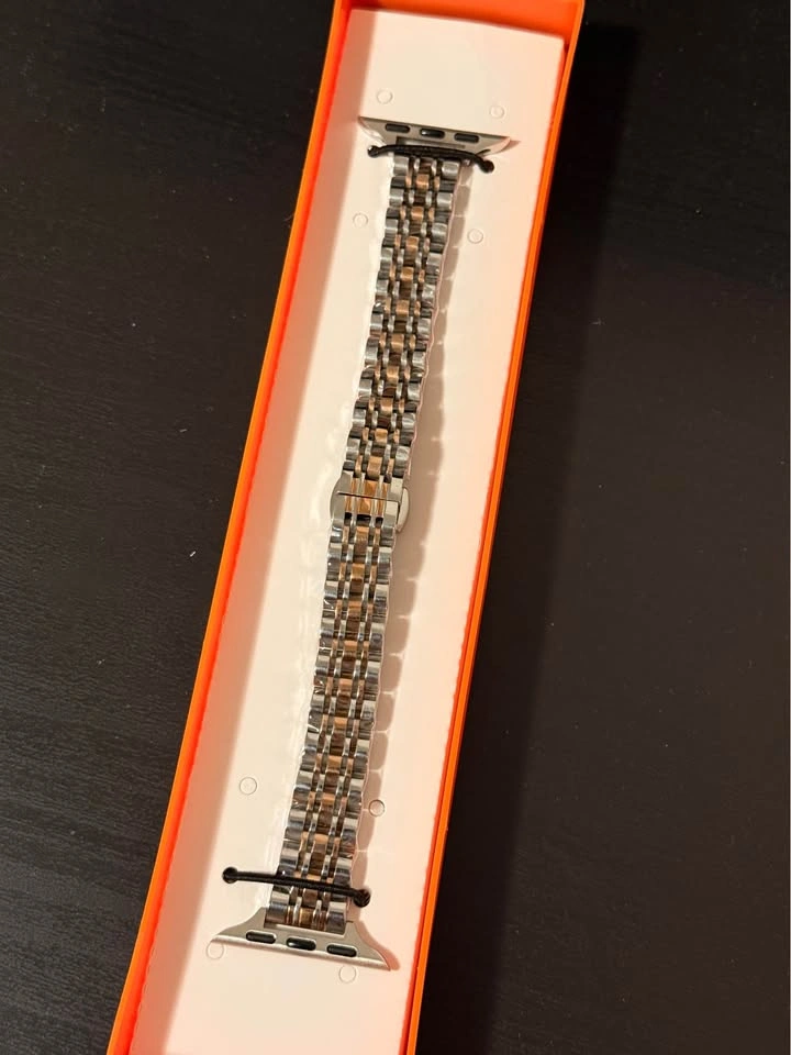 NEW Stainless Steel Apple Watch Strap – Two Tone - photo 2