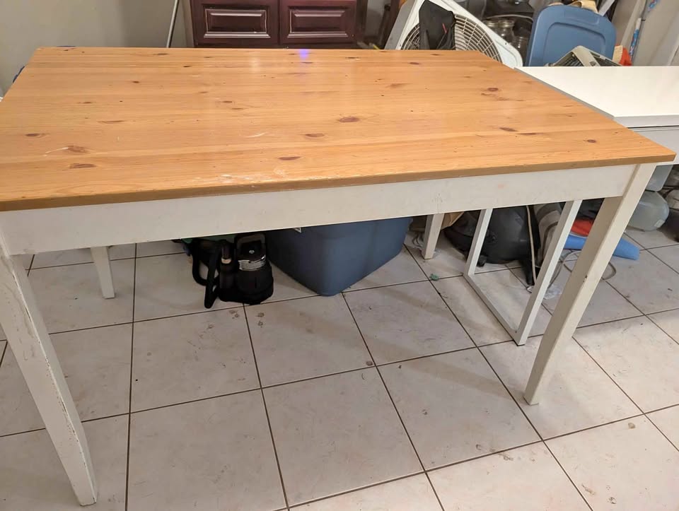 Table Ikea (Lerhamn)