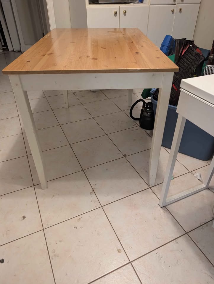 Table Ikea (Lerhamn) - photo 2