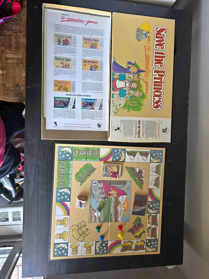 Complete Save The Princess Board Game 1987 Playtoy Industries