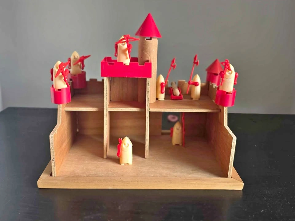 Epoch Play Castle Complete 1974