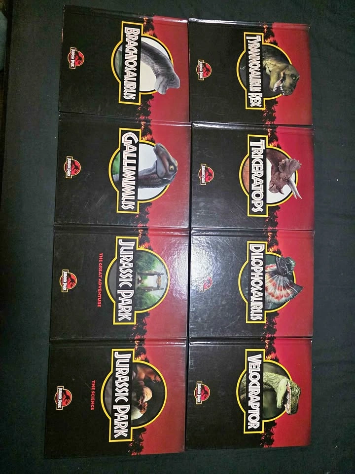 Vintage 1993 Jurassic Park Hardcover Book Set 1-8