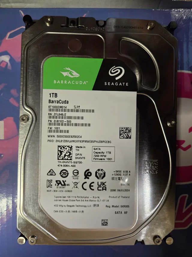 Seagate Barracuda 1TB 3.5" SATA Hard Drive image indicator(2)