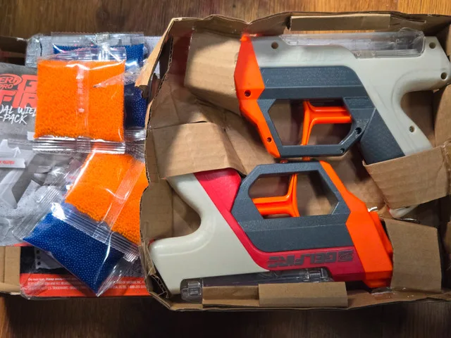 NERF Pro Gelfire Blaster 2-Pack image indicator(2)