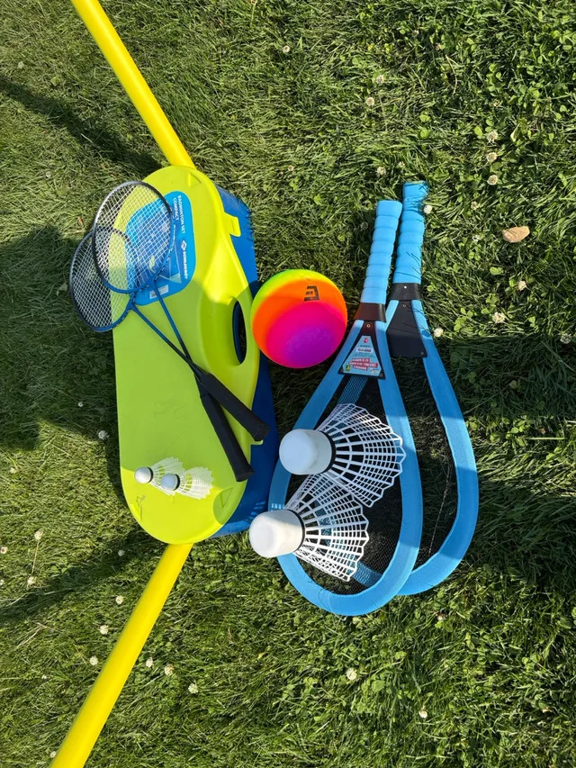 Foldable Badminton Net Set + Bonus Rackets & Toys thumbnail