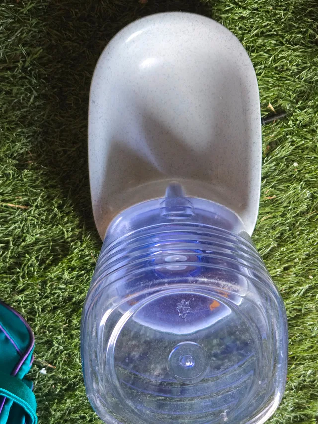 Automatic Pet Water Dispenser – Gravity-Fed Water Tank image indicator(3)