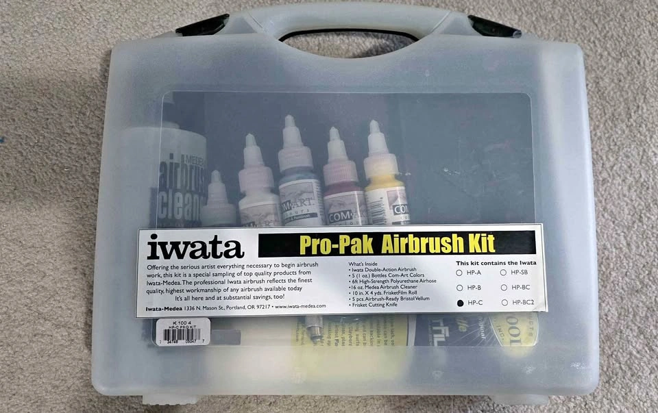 Iwata HP-C Pro-Pak Airbrush Kit