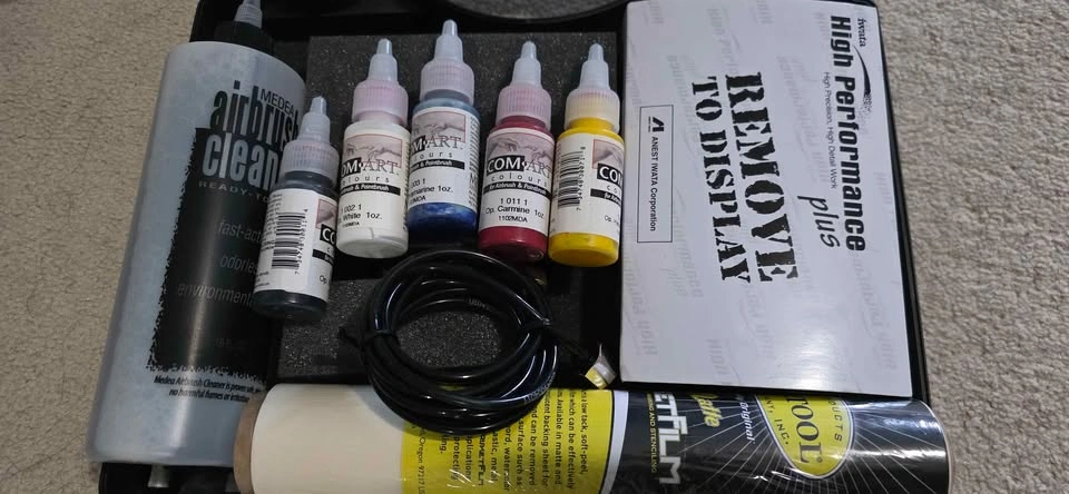 Iwata HP-C Pro-Pak Airbrush Kit - photo 3