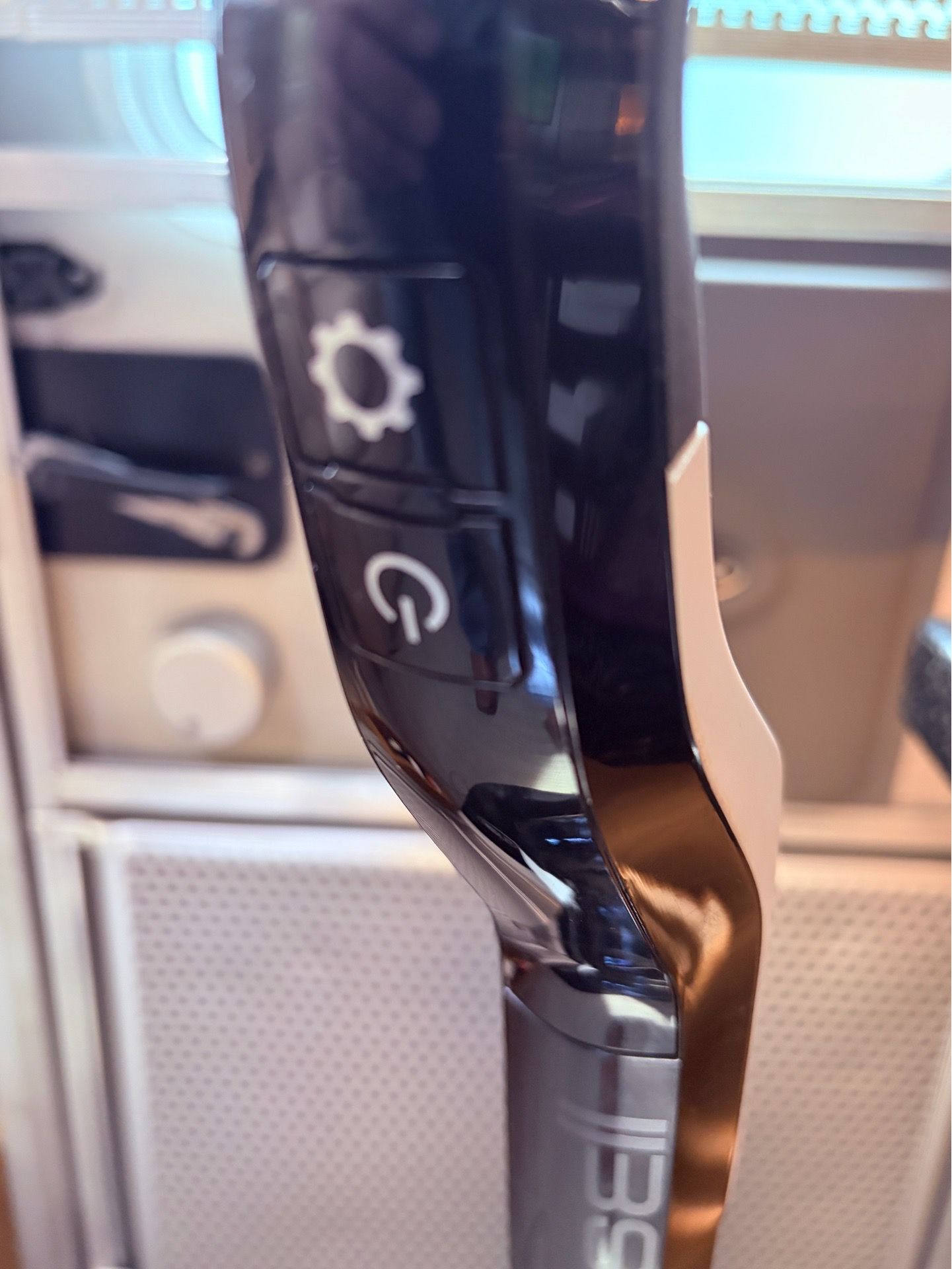 Bissell Crosswave MAX Cordless Wet/Dry Vacuum - photo 5