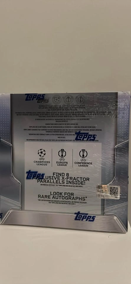 Topps Chrome Soccer UCC 25/26 Mega Box - photo 3