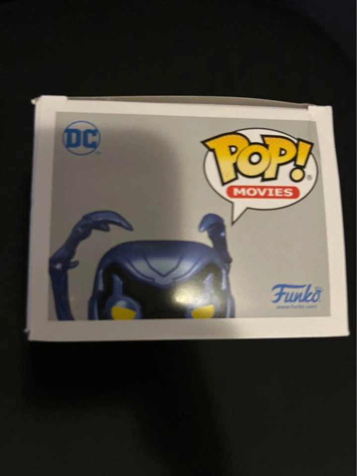 Blue Beetle Funko Pop (Gamestop Exclusive) - photo 2