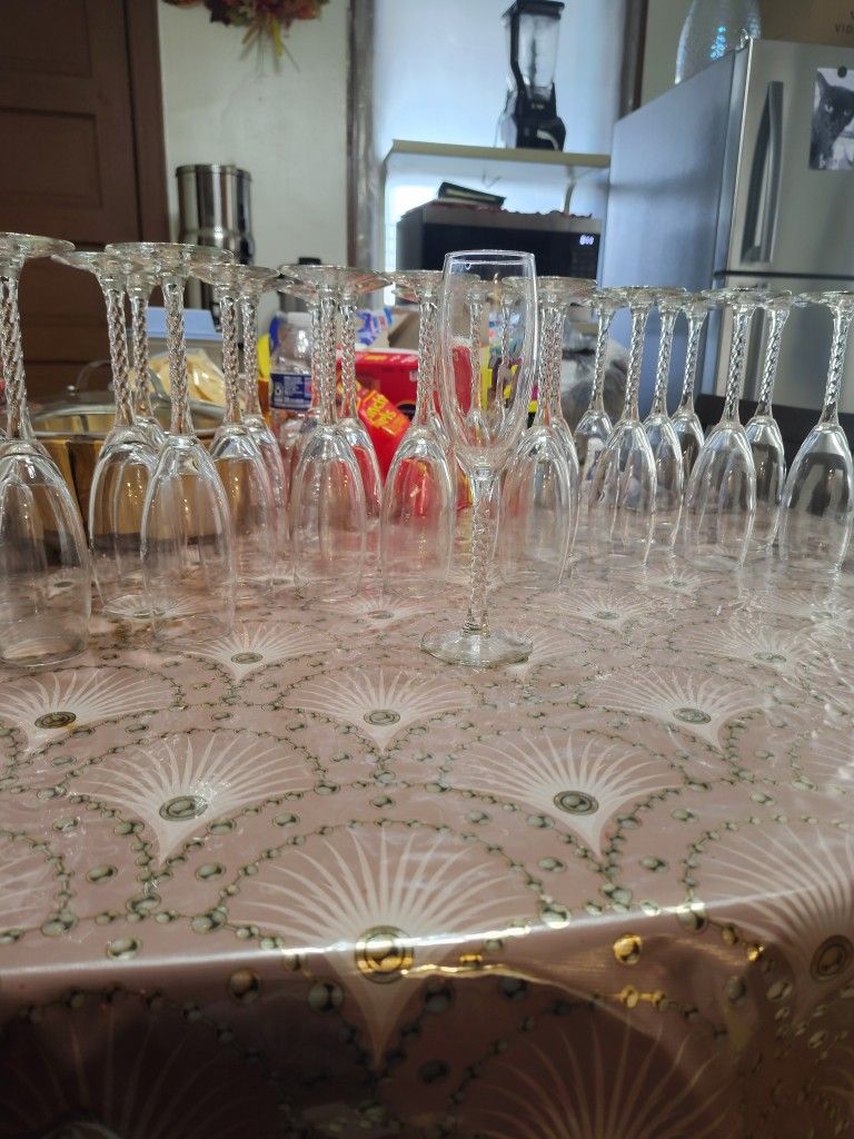 Clear Fancy Glass Champagne Glass Cup