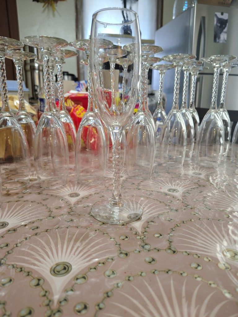 Clear Fancy Glass Champagne Glass Cup - photo 2