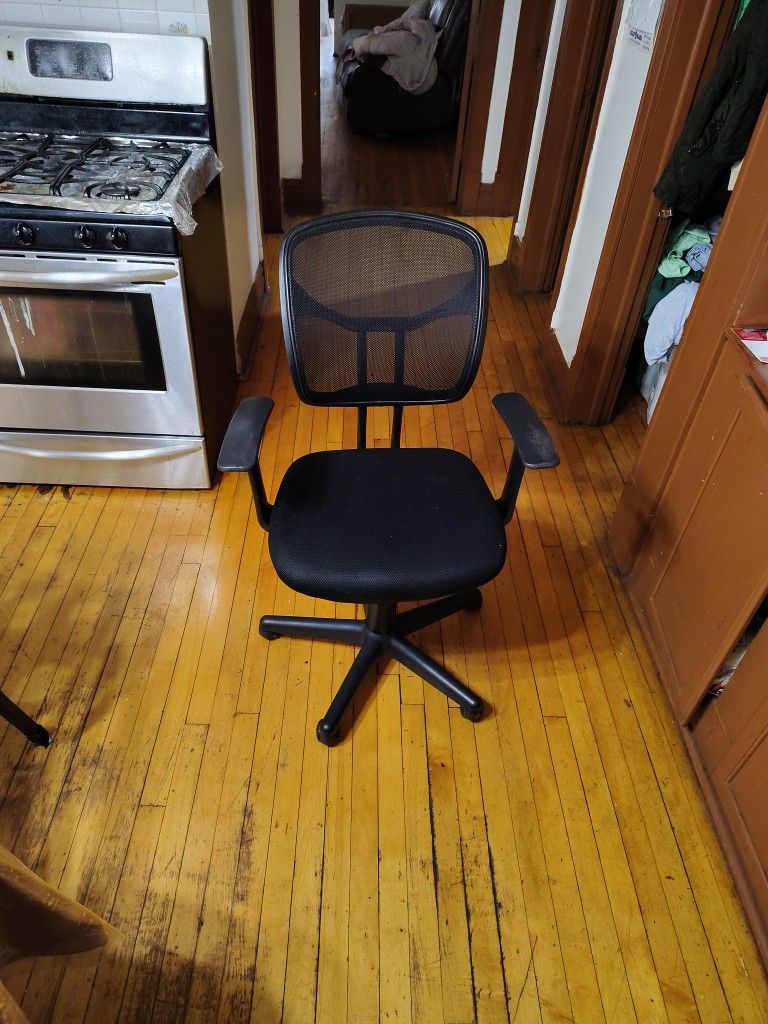 Global Furniture Office Chair