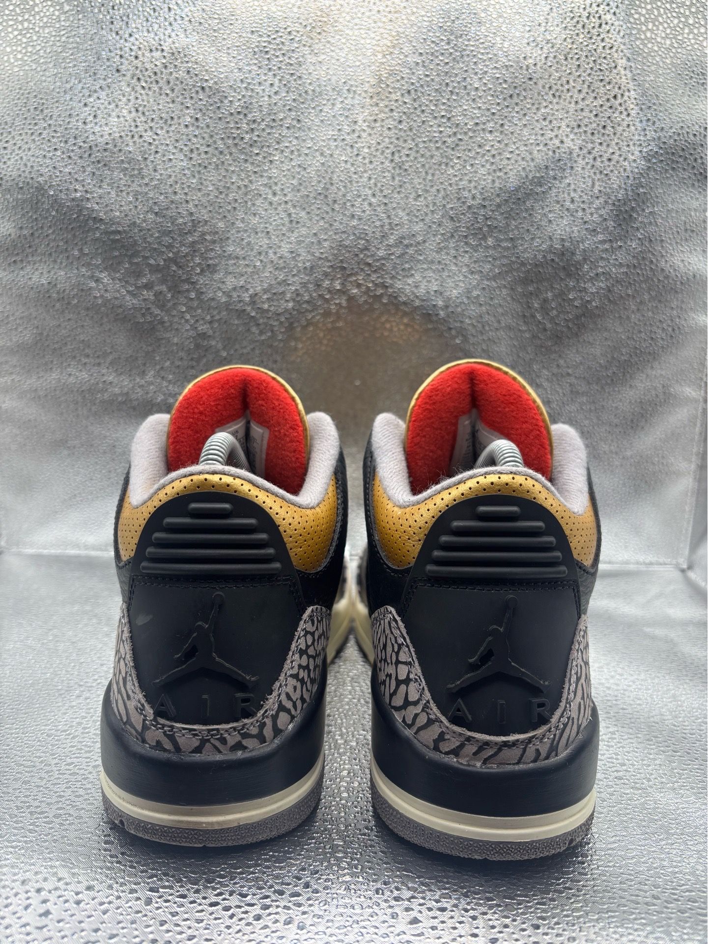 Air Jordan 3 Black Cement Gold - photo 4