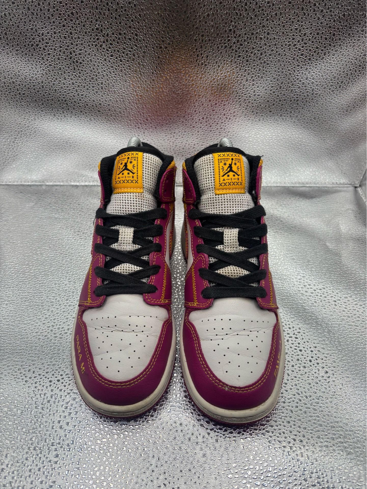 Air Jordan 1 Mid Dia De Los Muertos GS - photo 2