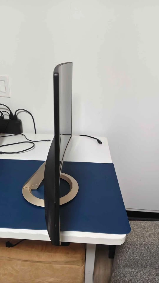 ASUS 27" Curved Eye Care Monitor - photo 3