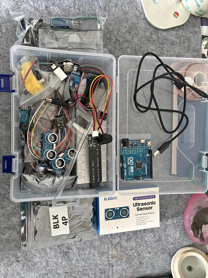 Arduino UNO R4 Minima & Elegoo Sensor Kit for Projects