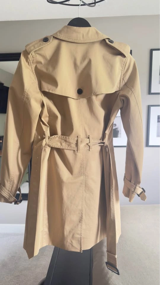 ✨Babaton Trench Coat from Aritzia✨ - photo 2