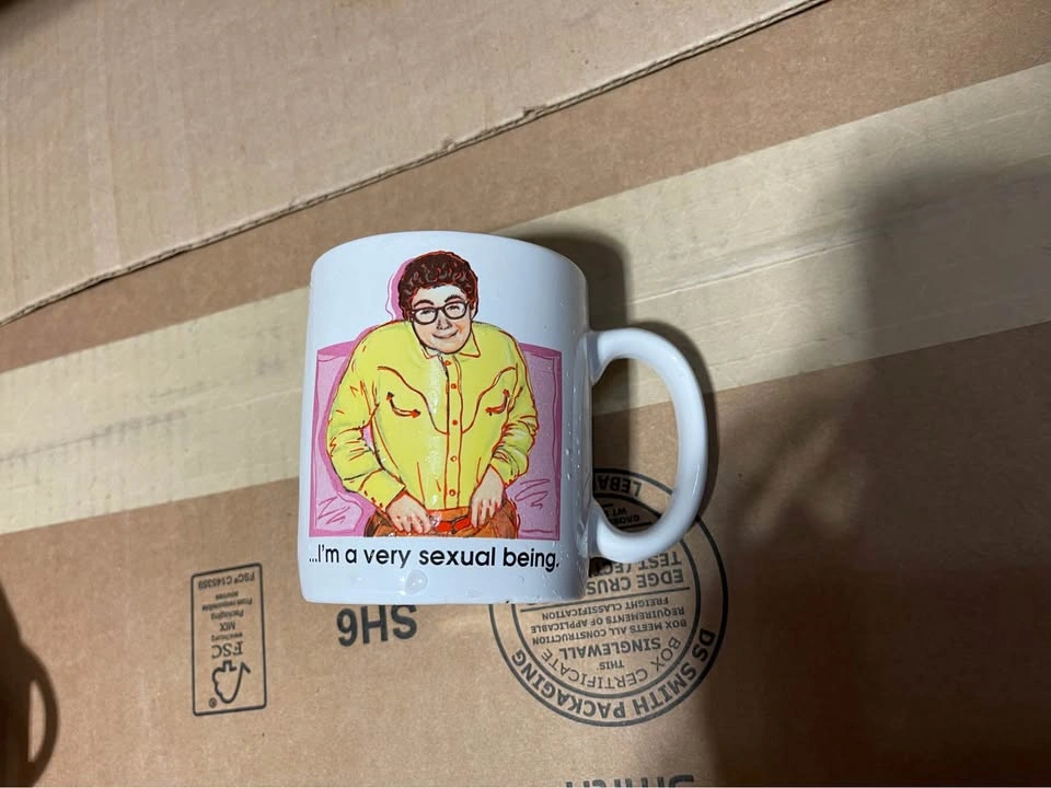 SNL Vintage "PAT" Mug Collectible - photo 2