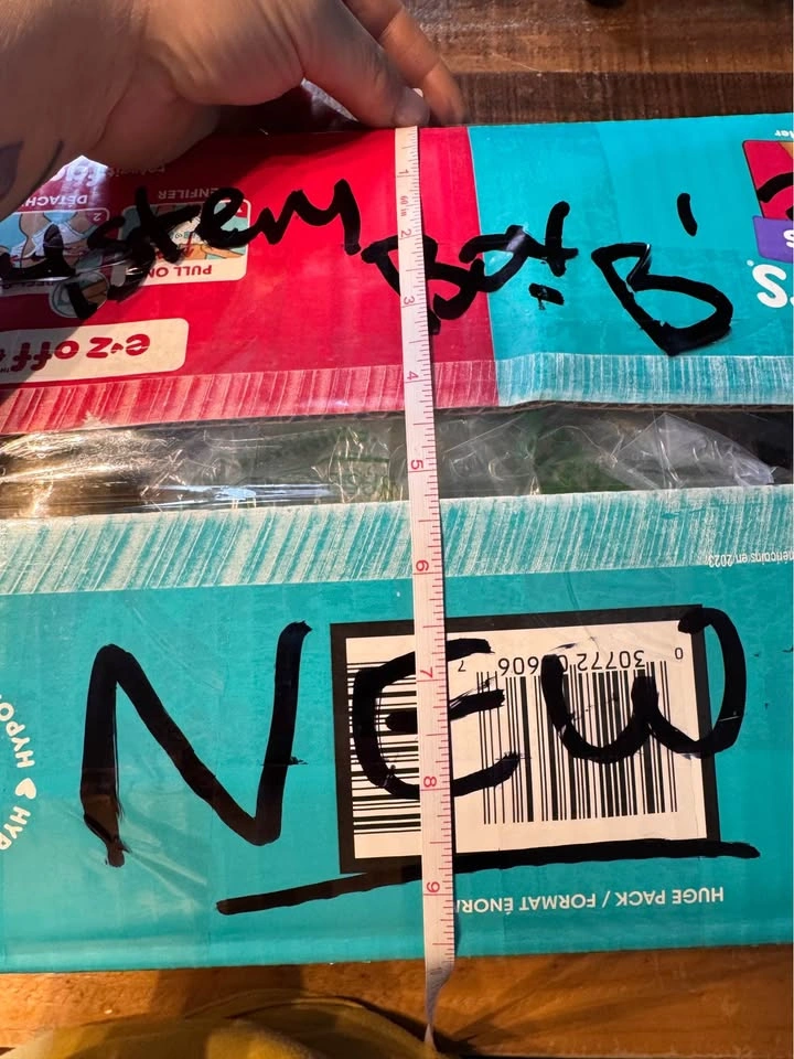 Mystery Box “B” with 30+ new Items - photo 4