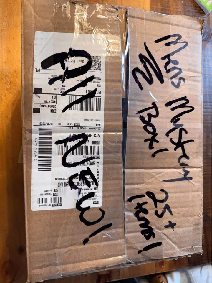 Curated Mens Mystery Box New 25+ Items - photo 2