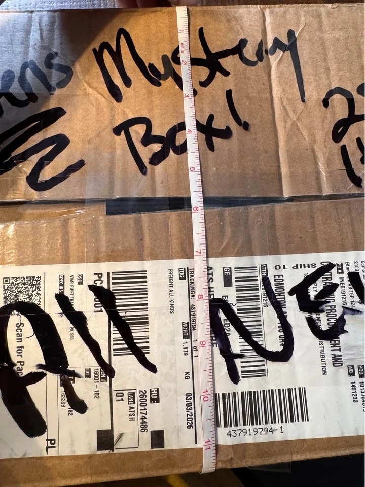 Curated Mens Mystery Box New 25+ Items - photo 4