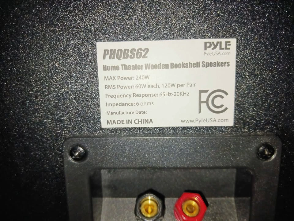 Denon Receiver & PYLE Bookshelf Speakers - photo 3