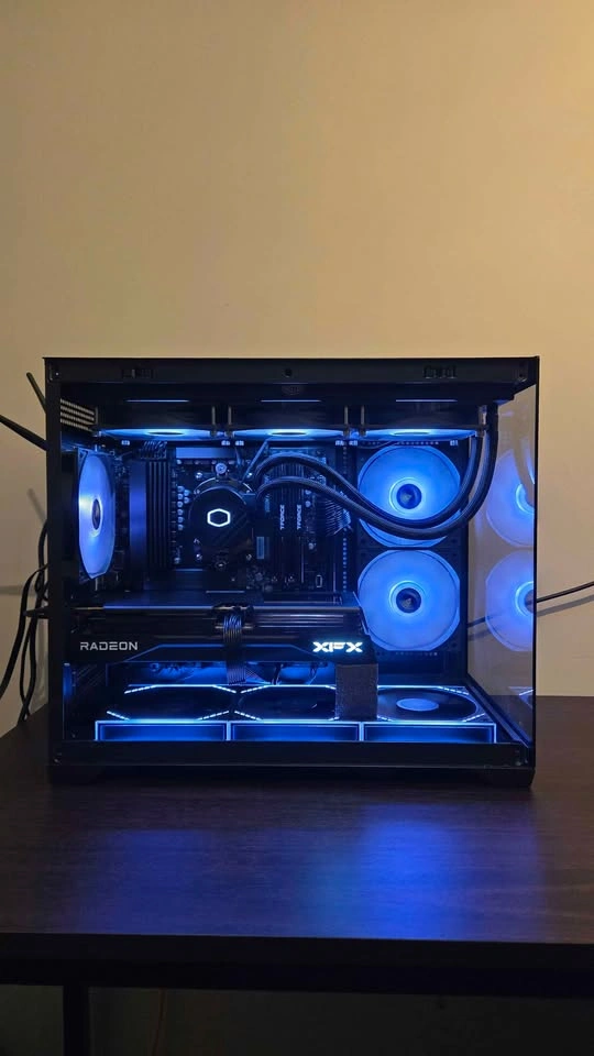 High-End 4K Gaming PC | Ryzen 7 7700X + RX 9060 XT - photo 3