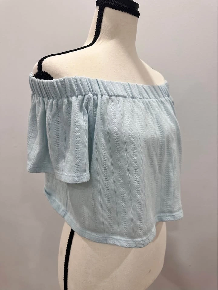 EUC Kimchi Blue Off-Shoulder Knit Crop Top - Size Small - photo 2