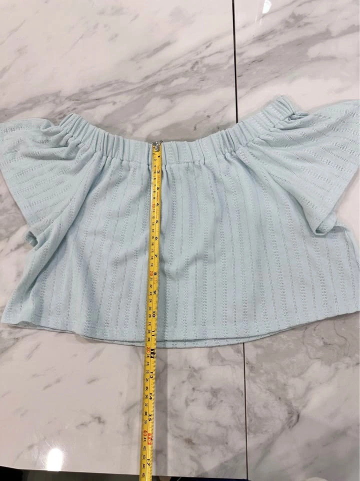 EUC Kimchi Blue Off-Shoulder Knit Crop Top - Size Small - photo 5