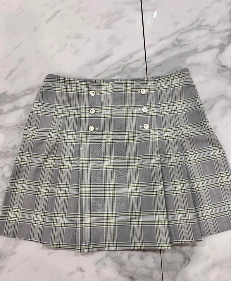 NEW IZOD XFG Golf Skort Plaid Mini Skirt - Size 8