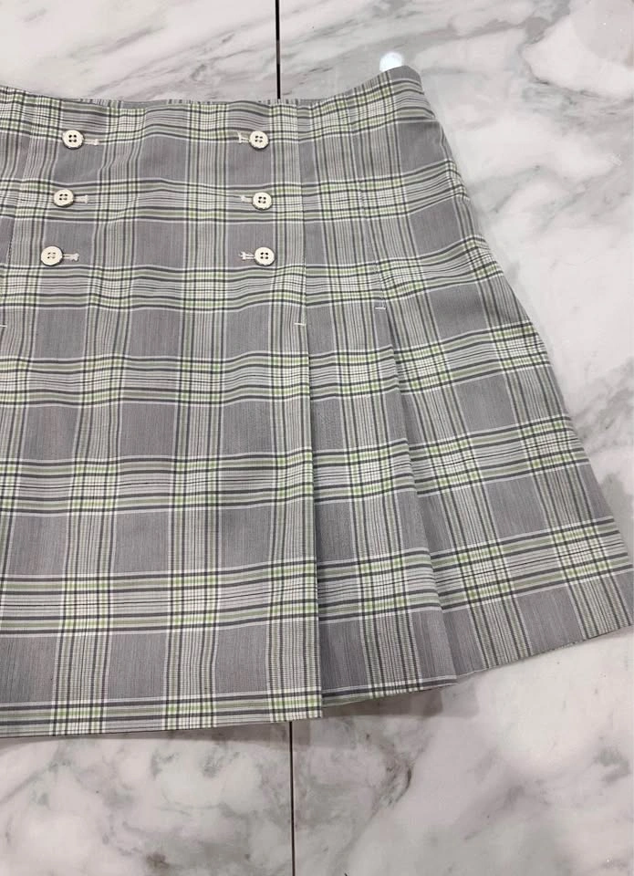 NEW IZOD XFG Golf Skort Plaid Mini Skirt - Size 8 - photo 3